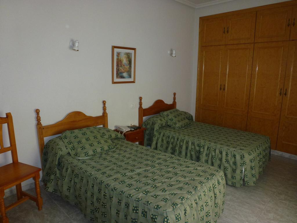 Hotel La Moraleda - Complejo Las Delicias Вильянуэва-дель-Арсобиспо Номер фото