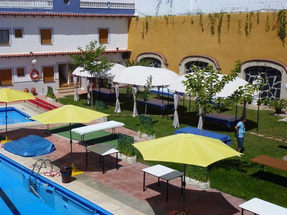 Hotel La Moraleda - Complejo Las Delicias Вильянуэва-дель-Арсобиспо Экстерьер фото