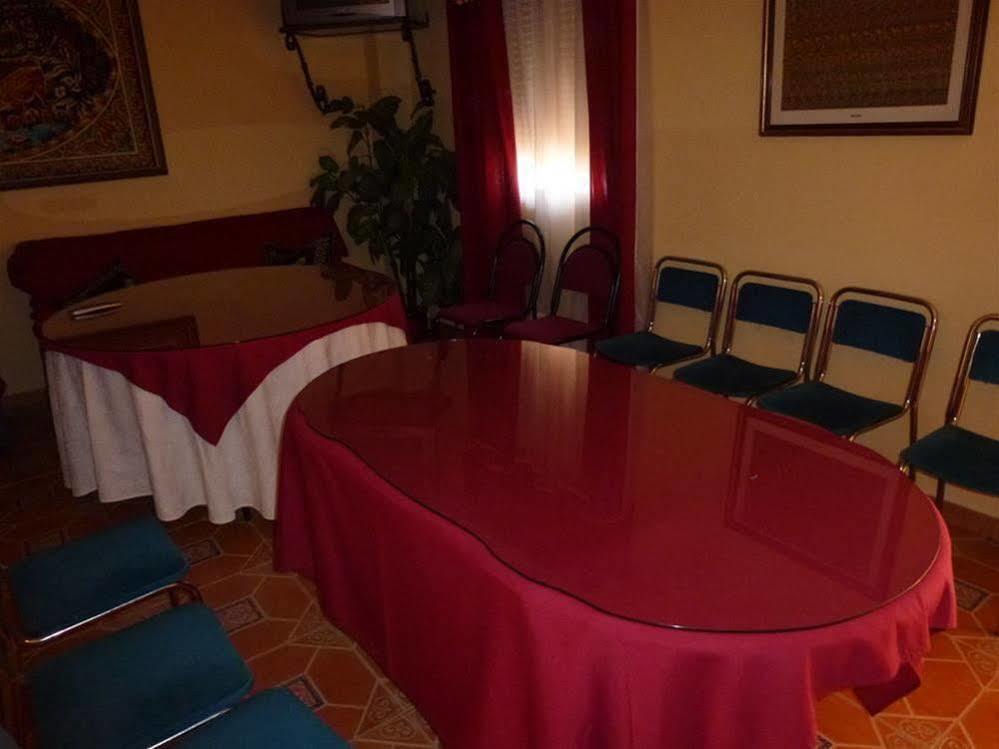 Hotel La Moraleda - Complejo Las Delicias Вильянуэва-дель-Арсобиспо Экстерьер фото